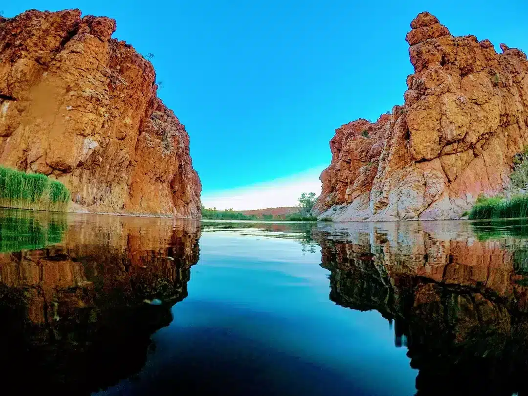 Larapinta Trail school holiday crowds