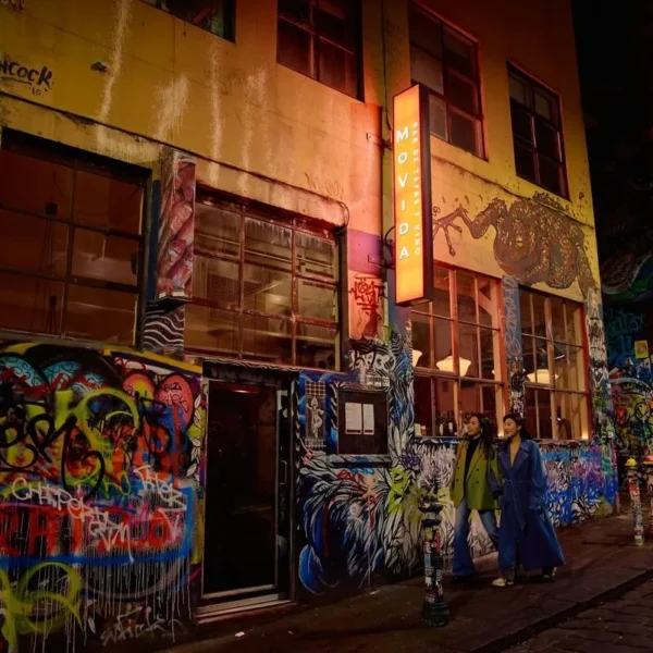 MoVida, Lorne