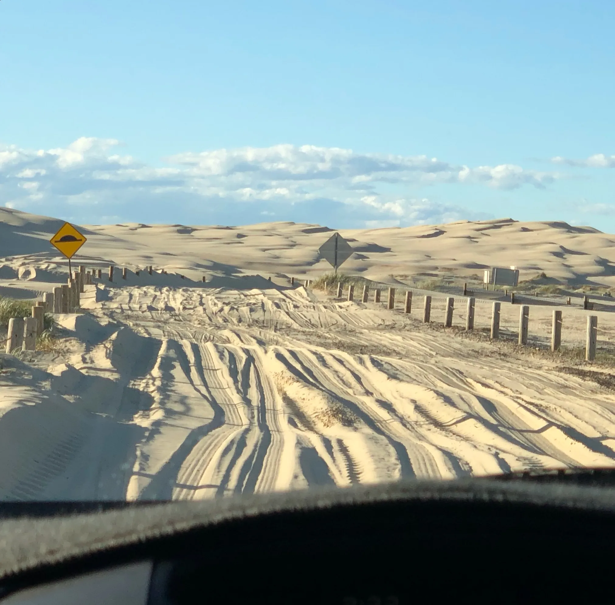 Standing sandboarding