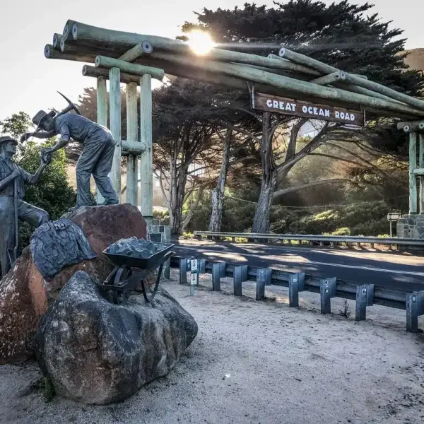 Memorial Arch