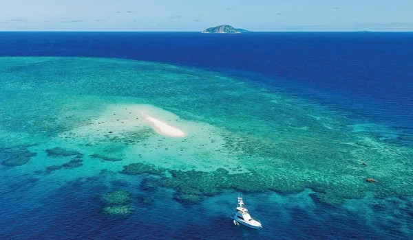carbon footprint of visiting the Great Barrier Reef